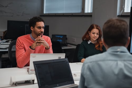 IT-asiantuntija-ulkoistus