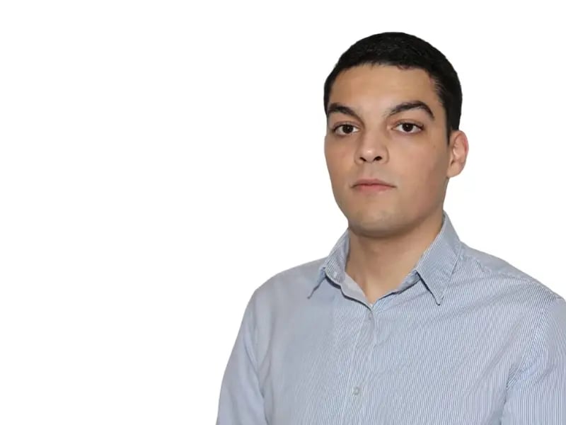 Nadir Advian