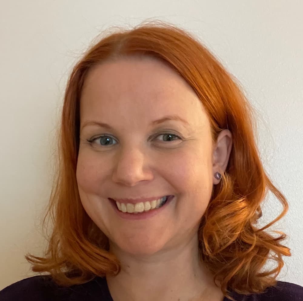 Sanna Nivalainen | Sales Executive
