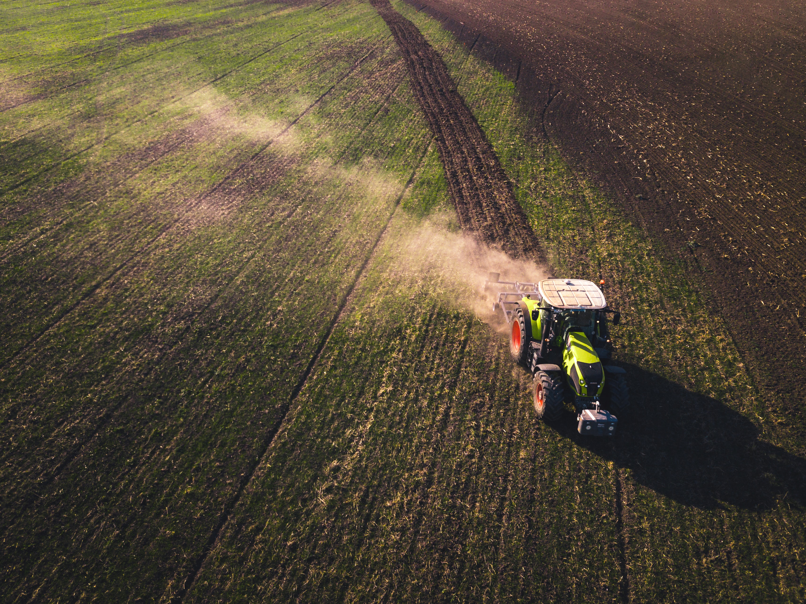 Reducing warranty costs of Valtra's tractors with Machine Learning